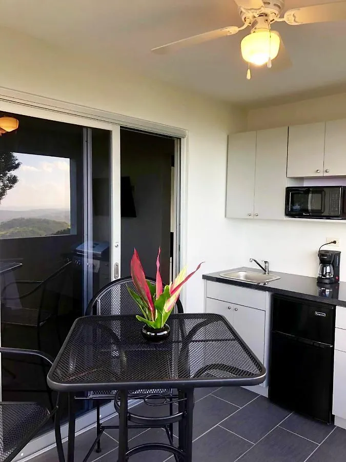 Guest house El Escondido Studios And Gardens Canovanas