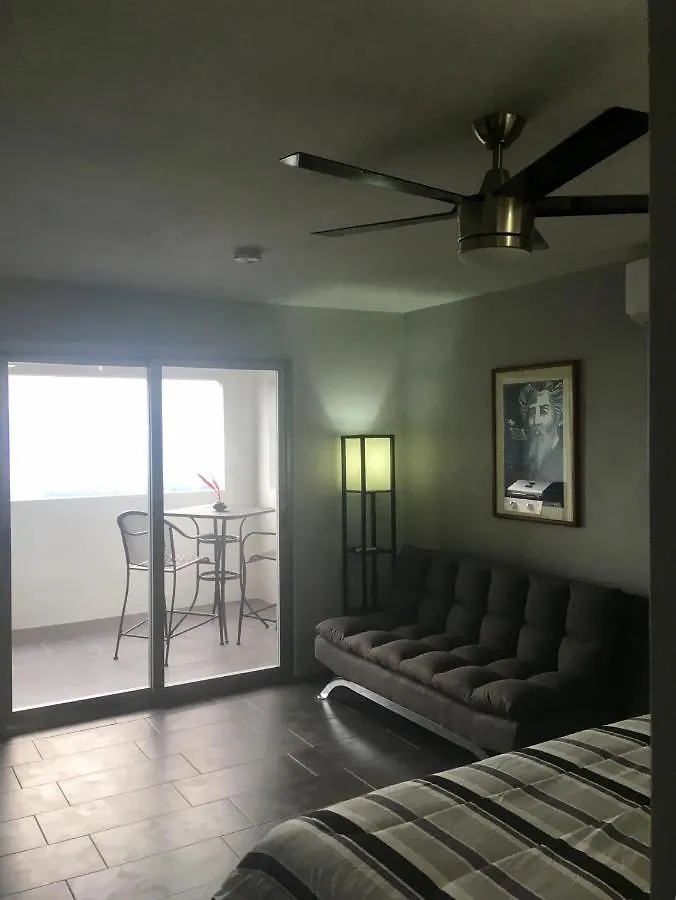 El Escondido Studios And Gardens Canovanas Guest house